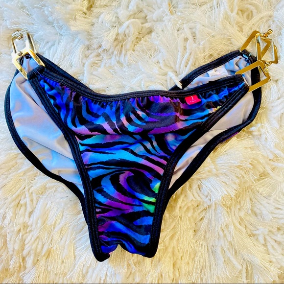 Chynna Dolls Swim Nwot Chynna Dolls Brazilian Pucker Bikini Bottom